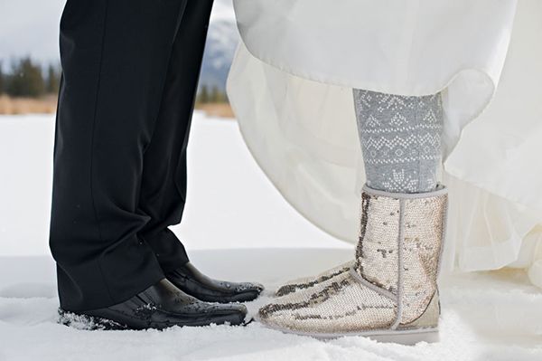 Женская и мужская зимняя обувь